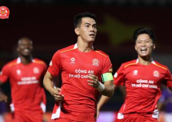 Tiến Linh ghi bàn thắng sớm ngay từ phút thứ 2