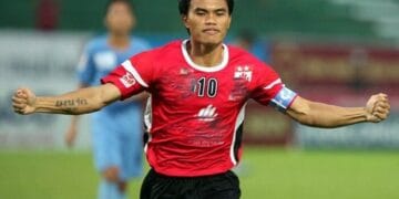 Phan Văn Tài Em làm Trưởng đoàn CLB Long An ở Giải hạng Nhất 2025-2026.