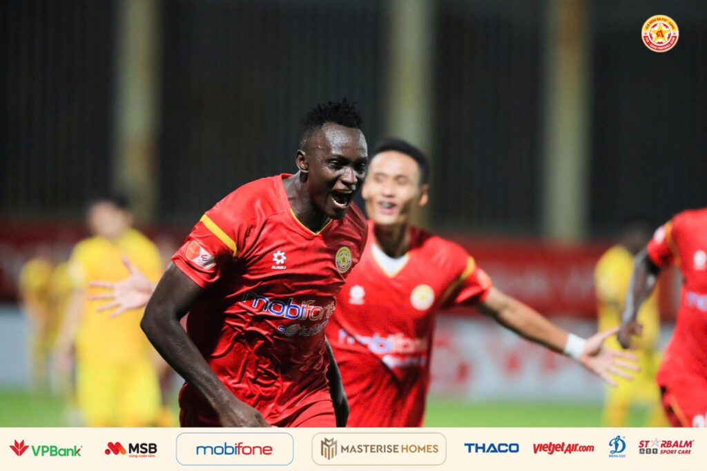 PVF-CAND thắng 2-1 trước Sông Lam Nghệ An ở vòng 1 V.League 2025-2026